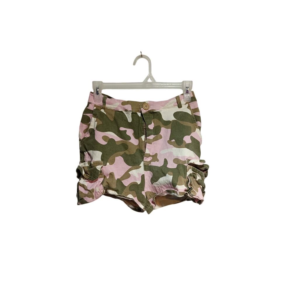Hot & Delicious Women's Shorts Size Medium